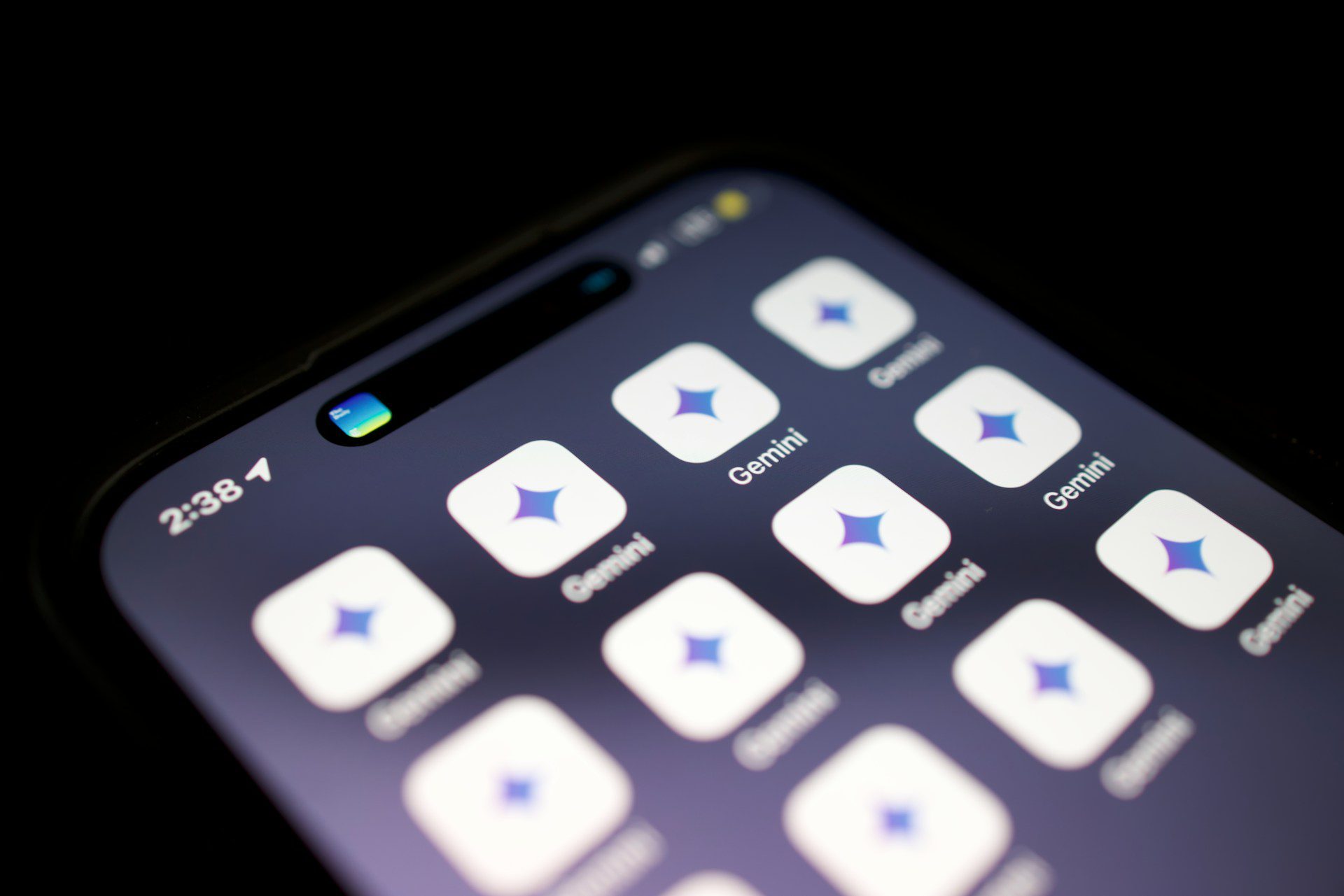 Lupakan Cara Lama! Gemini adalah "Asisten Kurator" YouTube Terbaik yang Pernah Anda Impikan!